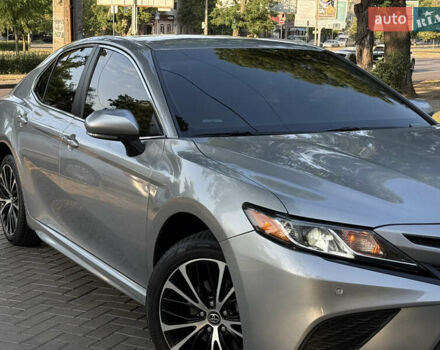 Сірий Тойота Камрі, об'ємом двигуна 2.49 л та пробігом 144 тис. км за 18200 $, фото 7 на Automoto.ua