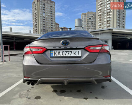 Тойота Камри 2018 в Киеве на Automoto.ua Серый Тойота Камри, объемом двигателя 2.49 л и пробегом 93 тыс. км за 25500 $, фото 4 на Automoto.ua