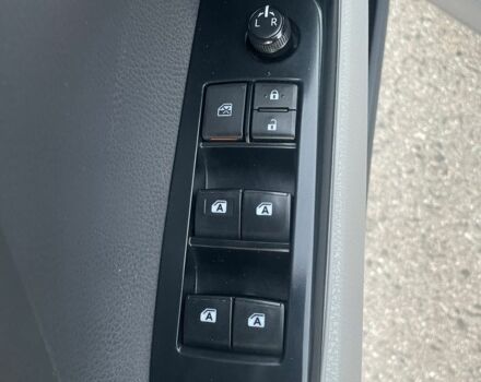 Серый Тойота Камри, объемом двигателя 2.5 л и пробегом 181 тыс. км за 20500 $, фото 19 на Automoto.ua