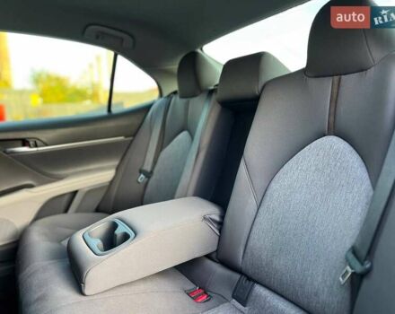 Серый Тойота Камри, объемом двигателя 2.49 л и пробегом 88 тыс. км за 22500 $, фото 27 на Automoto.ua