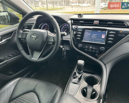 Сірий Тойота Камрі, об'ємом двигуна 2.5 л та пробігом 160 тис. км за 18400 $, фото 9 на Automoto.ua