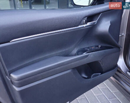 Серый Тойота Камри, объемом двигателя 2.5 л и пробегом 105 тыс. км за 19500 $, фото 22 на Automoto.ua