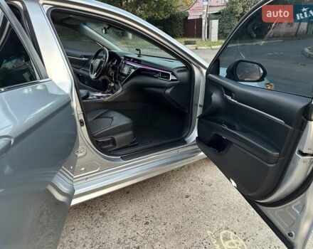 Серый Тойота Камри, объемом двигателя 2.49 л и пробегом 78 тыс. км за 18500 $, фото 73 на Automoto.ua