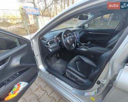Серый Тойота Камри, объемом двигателя 2.49 л и пробегом 128 тыс. км за 19500 $, фото 5 на Automoto.ua