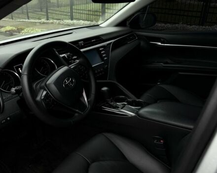 Серый Тойота Камри, объемом двигателя 2.5 л и пробегом 150 тыс. км за 16000 $, фото 7 на Automoto.ua