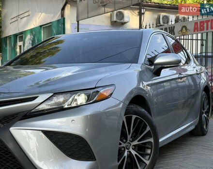 Сірий Тойота Камрі, об'ємом двигуна 2.49 л та пробігом 144 тис. км за 18200 $, фото 3 на Automoto.ua
