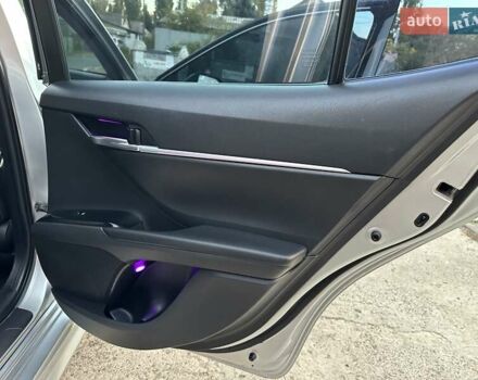 Серый Тойота Камри, объемом двигателя 2.49 л и пробегом 78 тыс. км за 18500 $, фото 77 на Automoto.ua