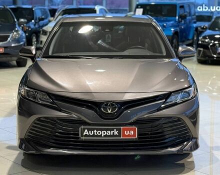 Сірий Тойота Камрі, об'ємом двигуна 2.5 л та пробігом 62 тис. км за 17990 $, фото 1 на Automoto.ua