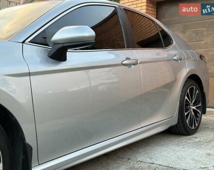 Серый Тойота Камри, объемом двигателя 2.49 л и пробегом 78 тыс. км за 18500 $, фото 11 на Automoto.ua