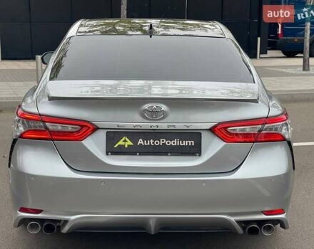 Тойота Камри 2018 в Киеве на Automoto.ua Серый Тойота Камри, объемом двигателя 3.46 л и пробегом 146 тыс. км за 23500 $, фото 10 на Automoto.ua