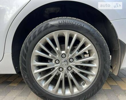 Серый Тойота Камри, объемом двигателя 2.49 л и пробегом 80 тыс. км за 22800 $, фото 12 на Automoto.ua