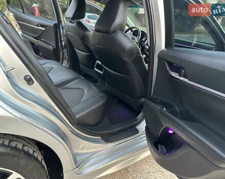 Серый Тойота Камри, объемом двигателя 2.49 л и пробегом 78 тыс. км за 18500 $, фото 78 на Automoto.ua