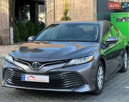 Серый Тойота Камри, объемом двигателя 2.49 л и пробегом 88 тыс. км за 22500 $, фото 2 на Automoto.ua