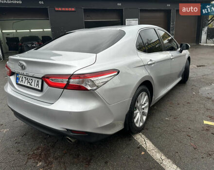 Сірий Тойота Камрі, об'ємом двигуна 2.49 л та пробігом 67 тис. км за 23000 $, фото 59 на Automoto.ua