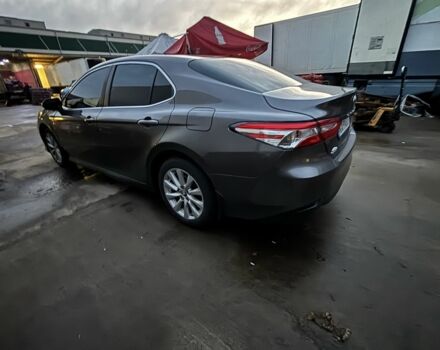 Серый Тойота Камри, объемом двигателя 2.5 л и пробегом 84 тыс. км за 18000 $, фото 6 на Automoto.ua