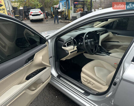 Сірий Тойота Камрі, об'ємом двигуна 2.49 л та пробігом 67 тис. км за 23000 $, фото 78 на Automoto.ua