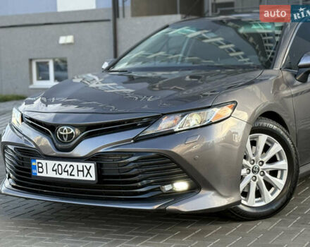 Серый Тойота Камри, объемом двигателя 2.5 л и пробегом 80 тыс. км за 17700 $, фото 4 на Automoto.ua