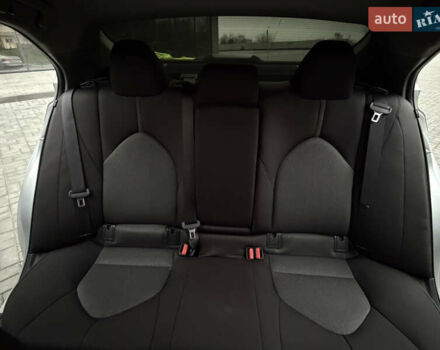 Серый Тойота Камри, объемом двигателя 2.49 л и пробегом 183 тыс. км за 17700 $, фото 25 на Automoto.ua