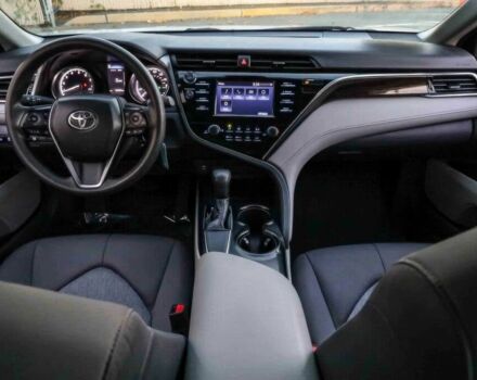 Сірий Тойота Камрі, об'ємом двигуна 2.5 л та пробігом 49 тис. км за 14000 $, фото 7 на Automoto.ua