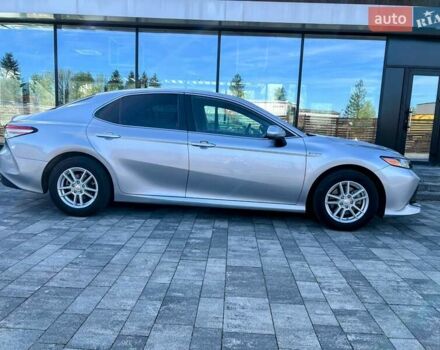 Сірий Тойота Камрі, об'ємом двигуна 2.49 л та пробігом 183 тис. км за 21400 $, фото 3 на Automoto.ua
