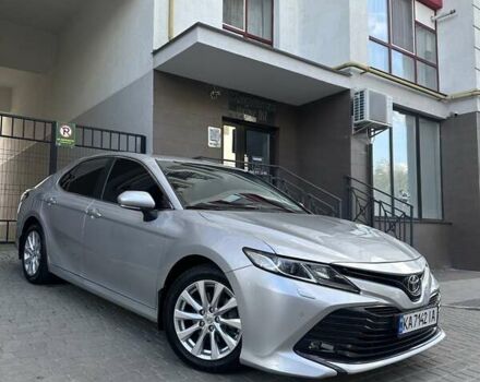 Серый Тойота Камри, объемом двигателя 2.49 л и пробегом 65 тыс. км за 22700 $, фото 1 на Automoto.ua