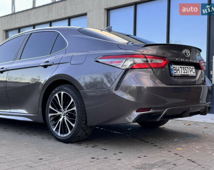 Сірий Тойота Камрі, об'ємом двигуна 2.49 л та пробігом 137 тис. км за 18700 $, фото 25 на Automoto.ua