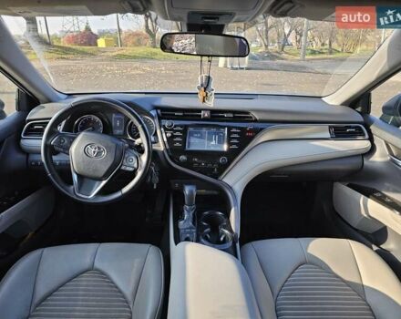 Сірий Тойота Камрі, об'ємом двигуна 2.49 л та пробігом 49 тис. км за 26100 $, фото 10 на Automoto.ua