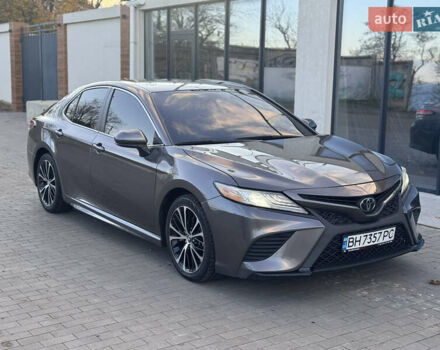 Сірий Тойота Камрі, об'ємом двигуна 2.49 л та пробігом 137 тис. км за 18700 $, фото 4 на Automoto.ua