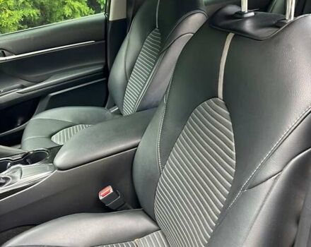 Сірий Тойота Камрі, об'ємом двигуна 2.49 л та пробігом 80 тис. км за 21114 $, фото 3 на Automoto.ua