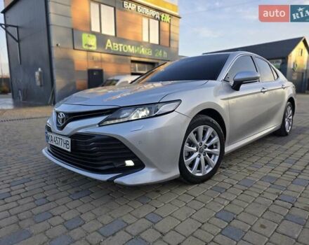 Сірий Тойота Камрі, об'ємом двигуна 2.49 л та пробігом 170 тис. км за 21900 $, фото 1 на Automoto.ua