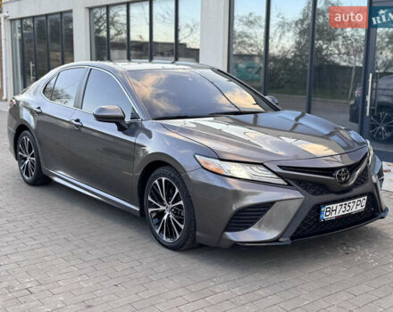 Сірий Тойота Камрі, об'ємом двигуна 2.49 л та пробігом 137 тис. км за 18700 $, фото 5 на Automoto.ua