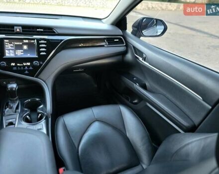 Сірий Тойота Камрі, об'ємом двигуна 2.49 л та пробігом 170 тис. км за 21900 $, фото 32 на Automoto.ua