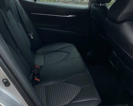 Серый Тойота Камри, объемом двигателя 2.49 л и пробегом 100 тыс. км за 20000 $, фото 13 на Automoto.ua