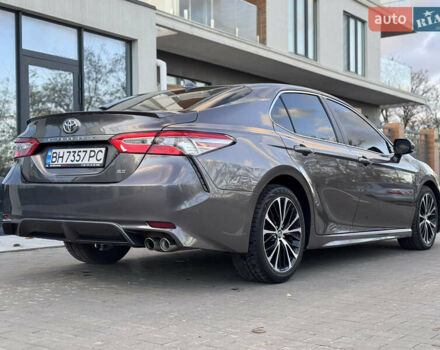 Сірий Тойота Камрі, об'ємом двигуна 2.49 л та пробігом 137 тис. км за 18700 $, фото 35 на Automoto.ua