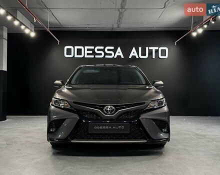 Сірий Тойота Камрі, об'ємом двигуна 2.49 л та пробігом 58 тис. км за 18800 $, фото 2 на Automoto.ua