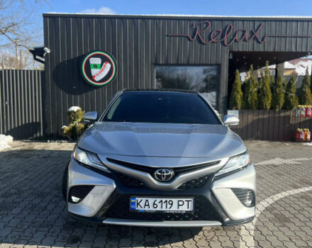 Сірий Тойота Камрі, об'ємом двигуна 2.49 л та пробігом 142 тис. км за 22000 $, фото 1 на Automoto.ua