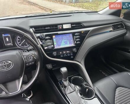 Серый Тойота Камри, объемом двигателя 2.49 л и пробегом 105 тыс. км за 24500 $, фото 29 на Automoto.ua