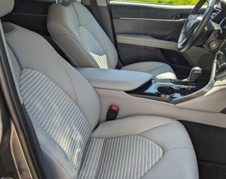 Серый Тойота Камри, объемом двигателя 2.49 л и пробегом 27 тыс. км за 26999 $, фото 53 на Automoto.ua