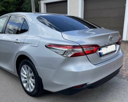 Серый Тойота Камри, объемом двигателя 2.49 л и пробегом 93 тыс. км за 21700 $, фото 2 на Automoto.ua