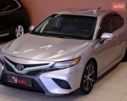 Тойота Камри 2019 в Одессе на Automoto.ua Серый Тойота Камри, объемом двигателя 2.5 л и пробегом 47 тыс. км за 18900 $, фото 2 на Automoto.ua