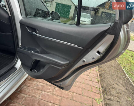 Сірий Тойота Камрі, об'ємом двигуна 2.49 л та пробігом 177 тис. км за 21500 $, фото 20 на Automoto.ua