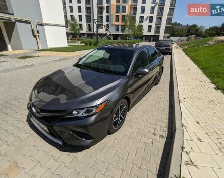 Серый Тойота Камри, объемом двигателя 2.49 л и пробегом 27 тыс. км за 26999 $, фото 27 на Automoto.ua