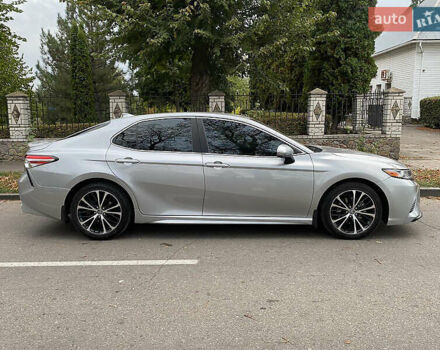 Серый Тойота Камри, объемом двигателя 2.49 л и пробегом 100 тыс. км за 20000 $, фото 9 на Automoto.ua