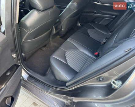 Сірий Тойота Камрі, об'ємом двигуна 2.49 л та пробігом 137 тис. км за 18700 $, фото 50 на Automoto.ua