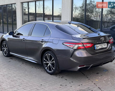 Сірий Тойота Камрі, об'ємом двигуна 2.49 л та пробігом 137 тис. км за 18700 $, фото 26 на Automoto.ua