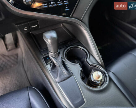 Сірий Тойота Камрі, об'ємом двигуна 2.49 л та пробігом 137 тис. км за 18700 $, фото 53 на Automoto.ua