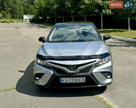 Сірий Тойота Камрі, об'ємом двигуна 2.49 л та пробігом 130 тис. км за 21000 $, фото 6 на Automoto.ua