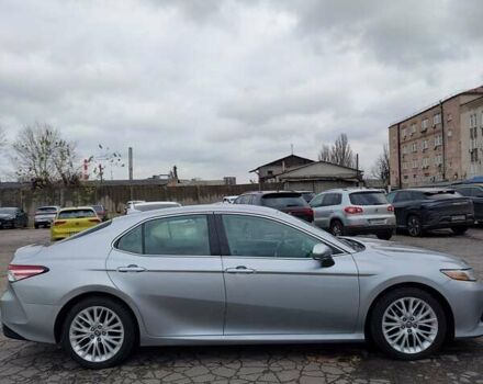 Серый Тойота Камри, объемом двигателя 2.5 л и пробегом 41 тыс. км за 28000 $, фото 3 на Automoto.ua