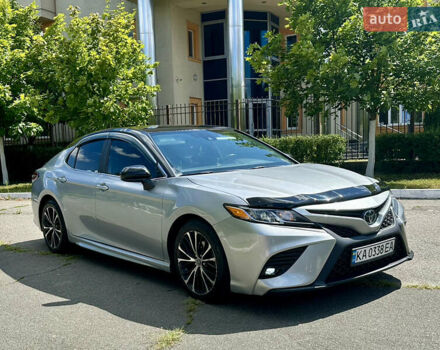 Сірий Тойота Камрі, об'ємом двигуна 2.49 л та пробігом 130 тис. км за 21000 $, фото 1 на Automoto.ua