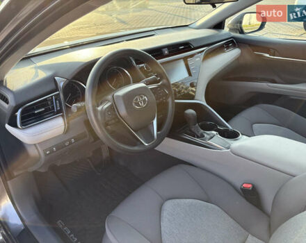 Серый Тойота Камри, объемом двигателя 2.49 л и пробегом 44 тыс. км за 22499 $, фото 61 на Automoto.ua